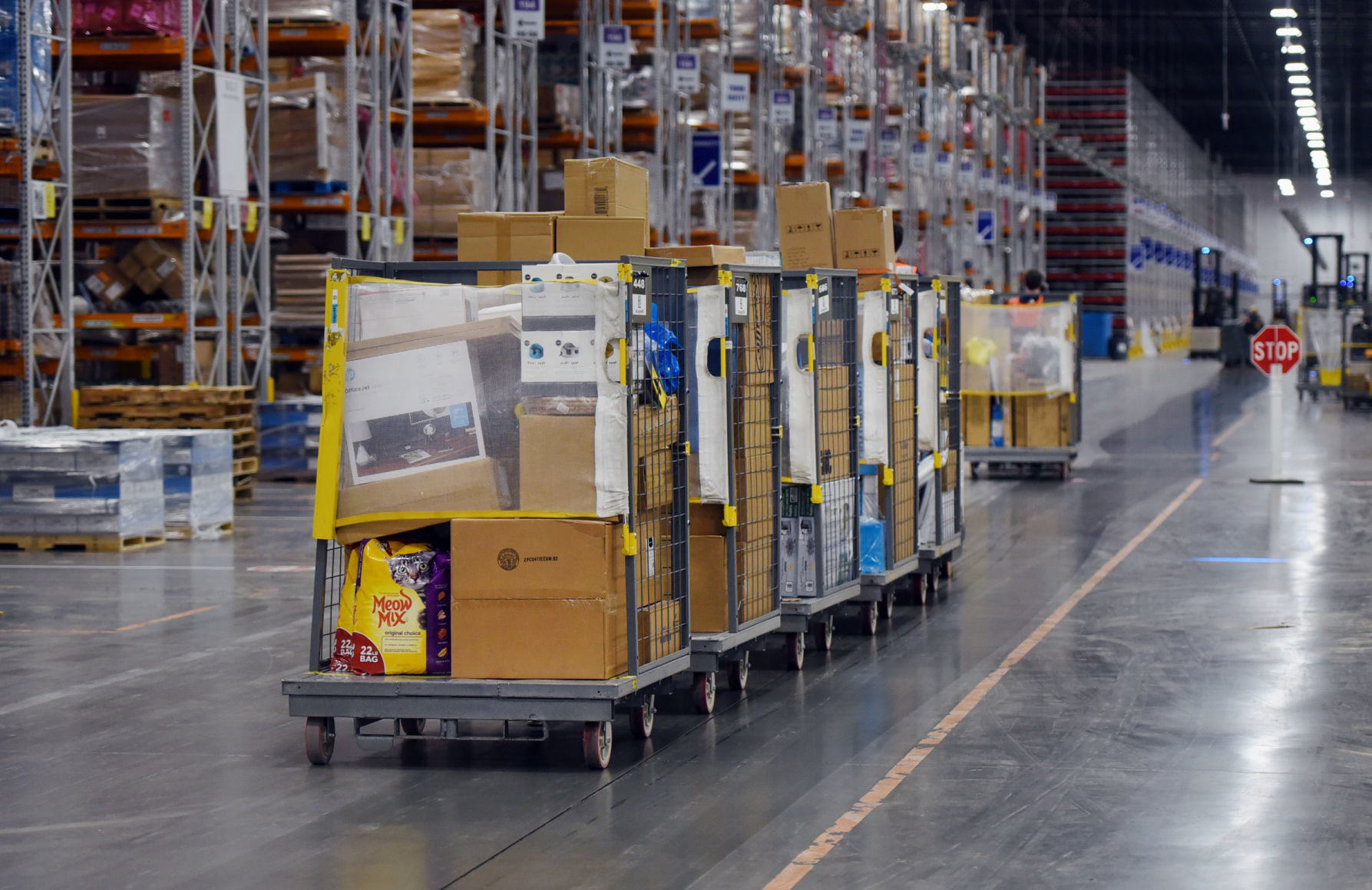 Amazon Fulfillment Center 9